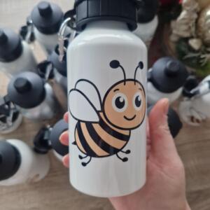 Veepudel - nime ja pildiga (kaks korki)